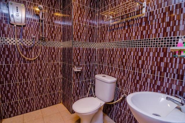 K Garden Hotel 2*